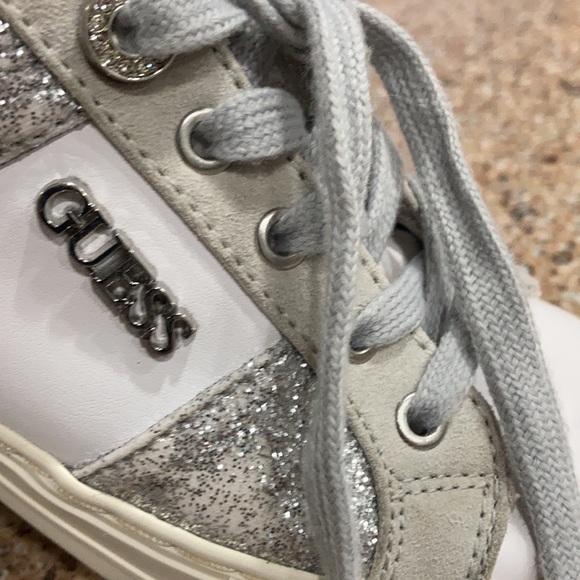 Guess shoes - Picture 2 of 8